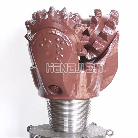 Broca tricónica de 14 3/4 con orificio central con faldón inyectado